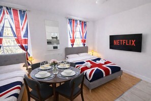 Iron/ironing board, travel crib, WiFi, bed sheets - Central London (9) Apartment - Hyde Park (Greater London)
