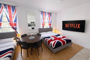 Iron/ironing board, travel crib, WiFi, bed sheets - Central London (9) Apartment - Hyde Park (Greater London)