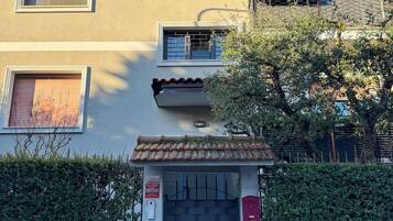 Fachada de la propiedad