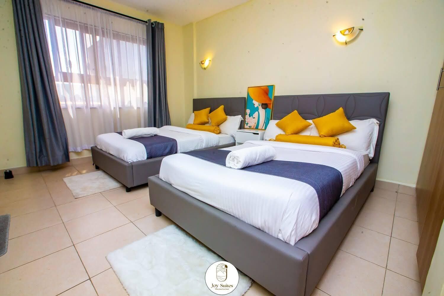 Planxa i posts de planxar, Internet i roba de llit 