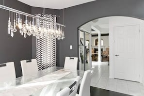 Dining - Milton Serenity Family Home (Milton)
