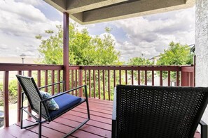 Property grounds - 🏆FSU Condo - King bed, great for Orientation & campus tours (Tallahassee)