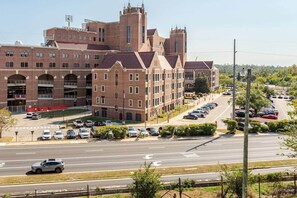 Exterior - 🏆FSU–Doak Condo | Pool, Fast WiFi & Parking (1) (Tallahassee)