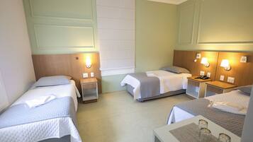 Apto Superior Triplo | Cofres nos quartos, Wi-Fi de cortesia, roupa de cama