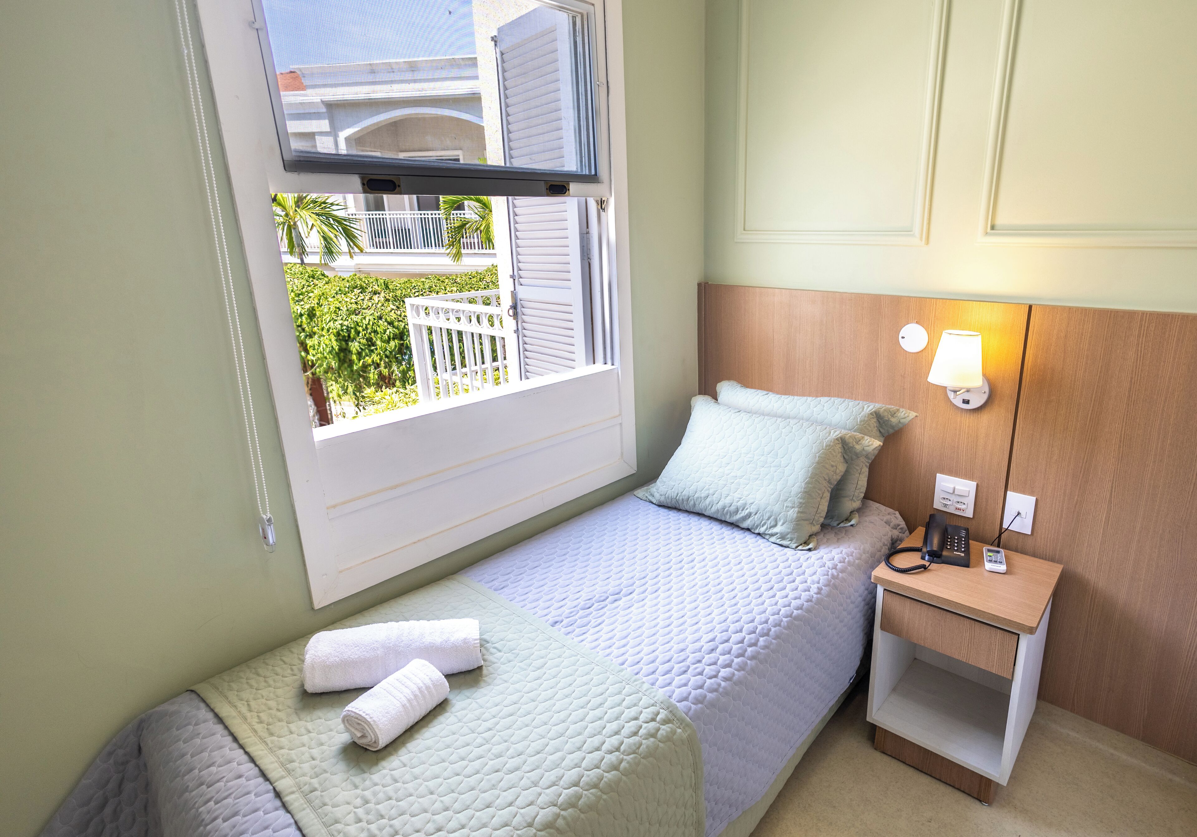 Apto Standard Solteiro | Caja de seguridad en la habitación y wifi gratis 