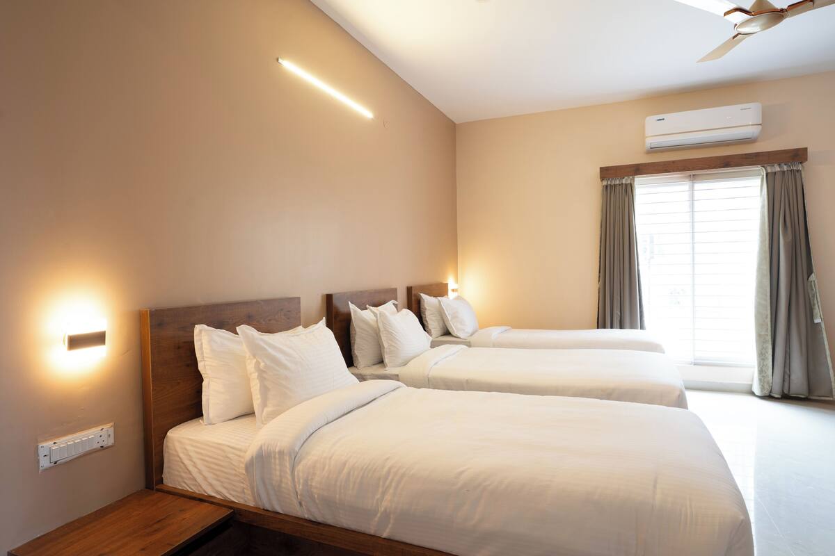 Triple Room | Living area