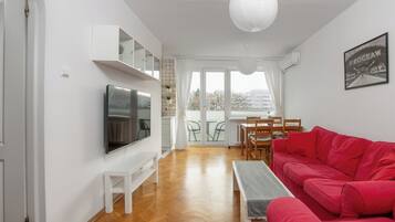 Appartement (2) | Woonruimte | Flatscreentelevisie