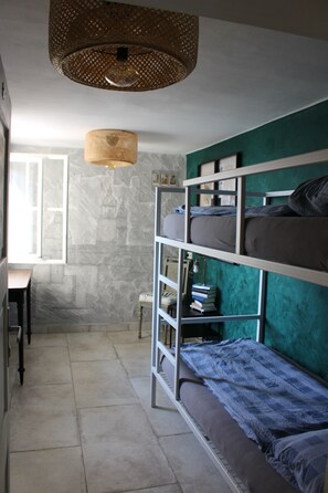 Kamar Twin, pemandangan kota | Wi-Fi gratis