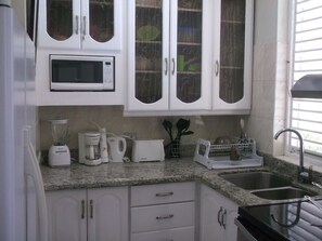 Private kitchen - Spectacular Ocean view downtown Ocho Rios ideal for 28+ days (Ocho Rios)
