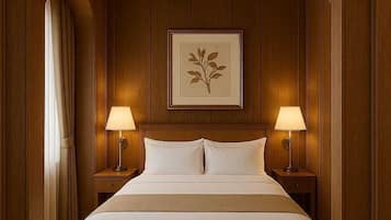 Comfort Tree House, Balcony, Park View | Laptop workspace, soundproofing, free WiFi