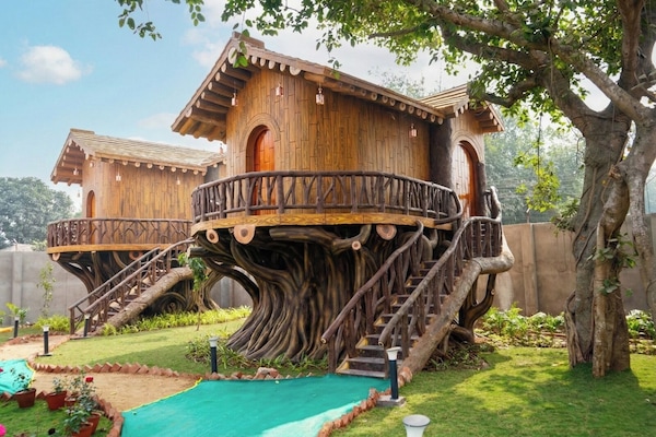 Comfort Tree House, Balcony, Park View | Premium bedding, pillowtop beds, minibar, laptop workspace