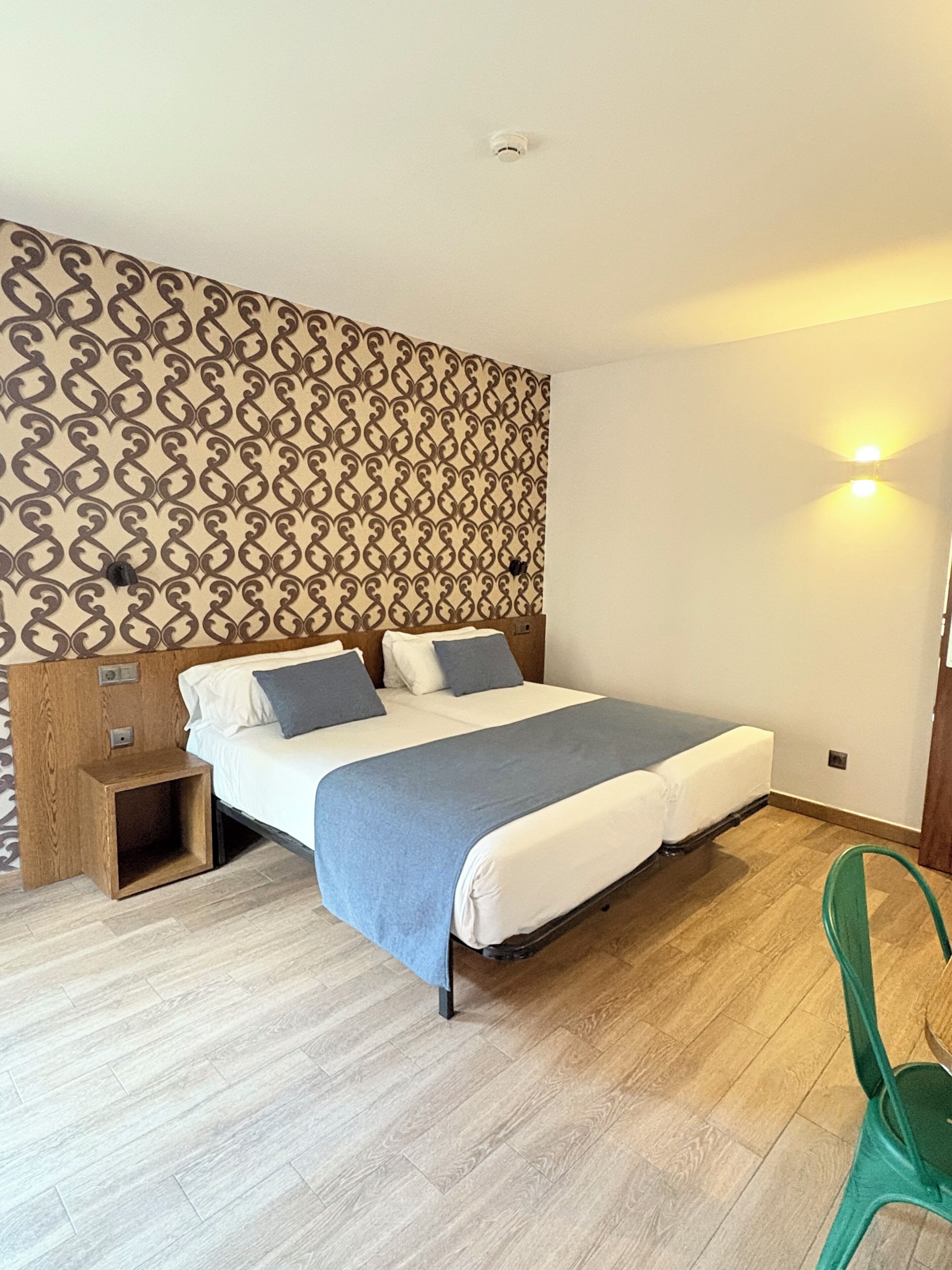 Copriletto in piuma, una cassaforte in camera, Wi-Fi gratuito, lenzuola