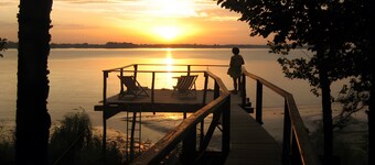 Charming Gite Le Bord de L'eau – Riverside Retreat with Stunning Views