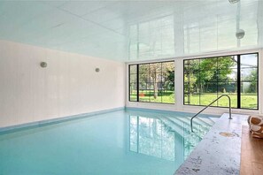 Pool - The Stillwater - 2 Minutes to Sandbanks (Prince Edward)
