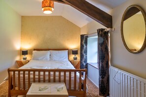 4 chambres, accès au Wi-Fi (inclus), literie fournie