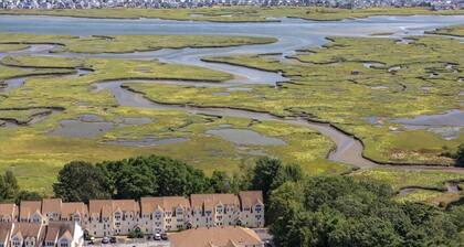 Perfect Wells Maine getaway, Village by the Sea Condo!