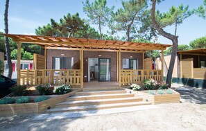 Exterior - Gorgeous apartment in Lido di Spina with outdoor swimming pool (Lido di Spina)