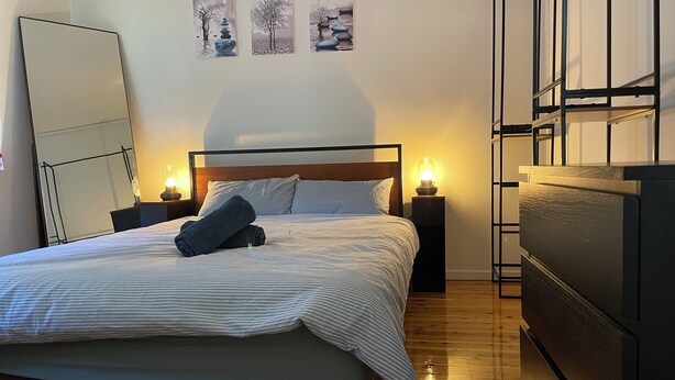 1 chambre, fer et planche à repasser, Wi-Fi, draps fournis