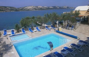 A heated pool - Nice apartment in Stara Novalja with heated swimming pool (Stara Novalja)