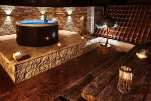 Terrace/patio - Holiday Home Lilace with Hot Tub, Fireplace, 4 Bedrooms, Max. 8 Guests (Böttingen)