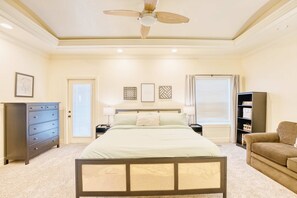 4 bedrooms, desk, iron/ironing board, travel cot