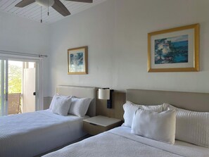 Strykejern/-brett, reiseseng for barn og sengetøy