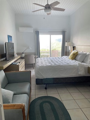 1 Schlafzimmer, Bügeleisen/Bügelbrett, Reisekinderbett, Bettwäsche