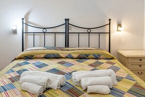 Bügeleisen/Bügelbrett, WLAN, Bettwäsche