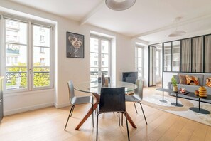 Interior - Beautiful Home Steps from Bon Marché (Paris)