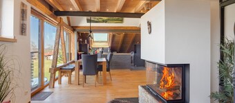 Apartment 'I'd Love To Be Home' with Shared Pool, Shared Terrace and Wi-Fi