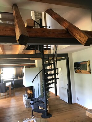 Interior - Apartment 'I'd Love To Be Home' with Shared Pool, Shared Terrace and Wi-Fi (Bidingen)