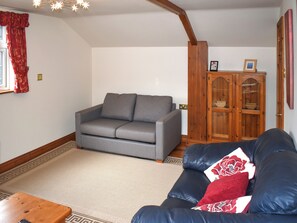 Living area - Orchardlea Apartment (Nymet Rowland)