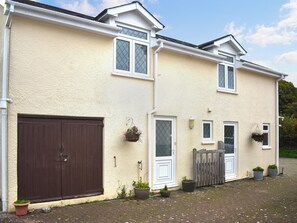 Exterior - Orchardlea Apartment (Nymet Rowland)