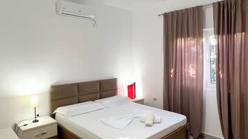 2 室のベッドルーム、アイロン / アイロン台、WiFi、車椅子でアクセスできる設備