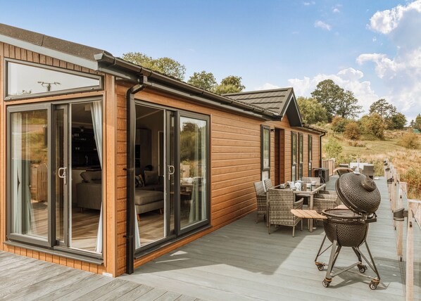 Unclassified image, 1 of 13, button