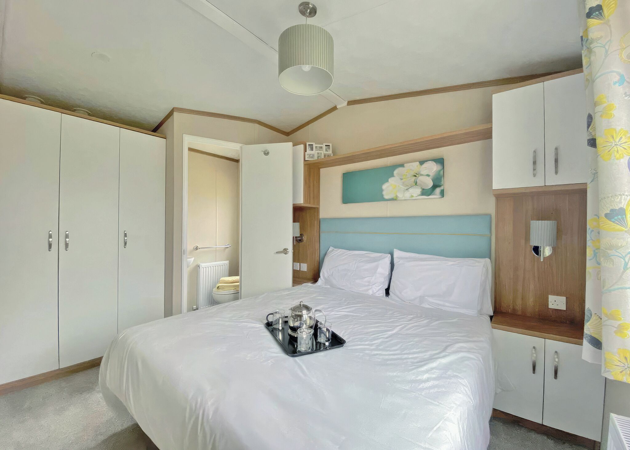 2 bedrooms