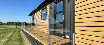 2 bedroom accommodation in Crosby-on-Eden