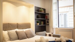 Apartment | 2 bedrooms, iron/ironing board, free WiFi - Rental in Rome Vittoria Apartment (Rome)