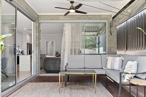 Books - Reef Retreat Modern Beach HouseSanctuary (Port Noarlunga)