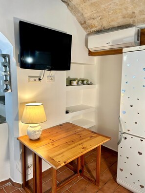 Apartemen, AC, menara | Area keluarga