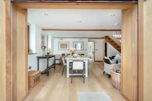 Dining - 3 Bed in Ketteringham (oc-1878) (Ketteringham)