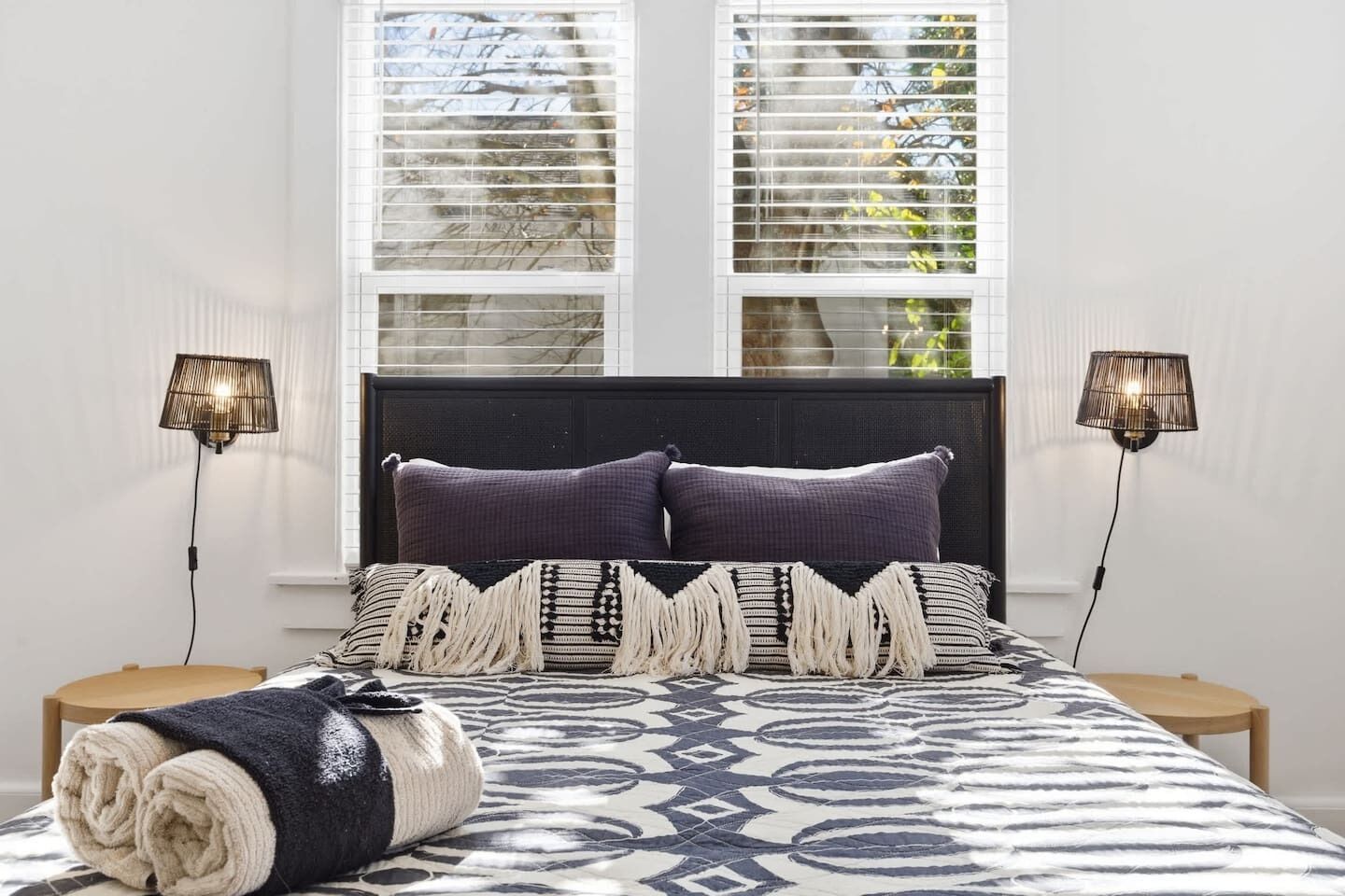 Una scrivania, ferro/asse da stiro, Wi-Fi, lenzuola