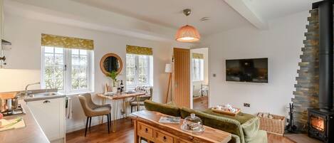 Televisie en een open haard