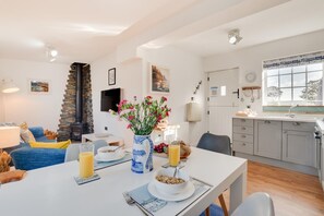 Dining - 1 Bed in Hinderwell (oc-wa068) (Port Mulgrave)