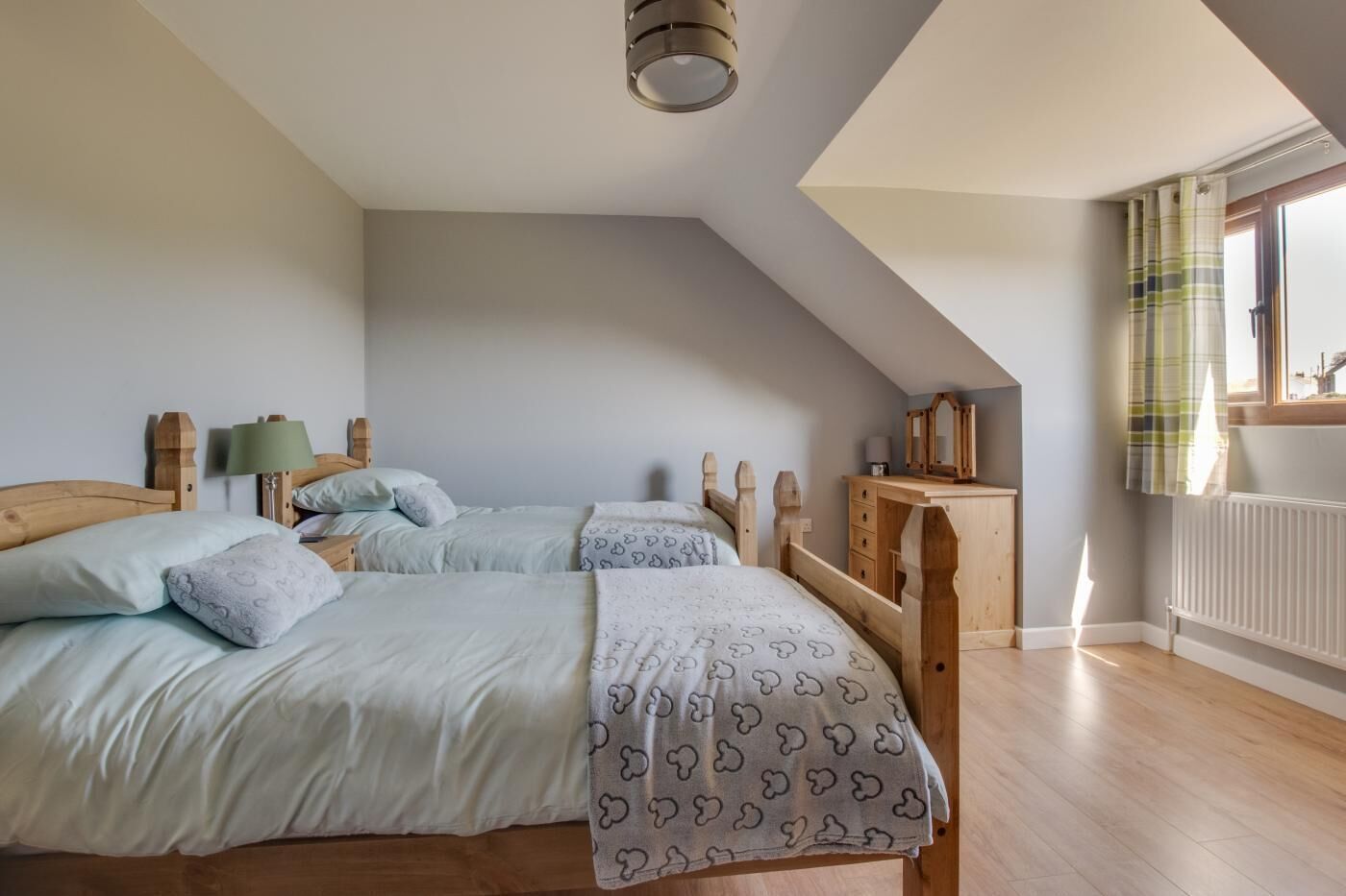3 bedrooms, iron/ironing board, travel cot, free WiFi