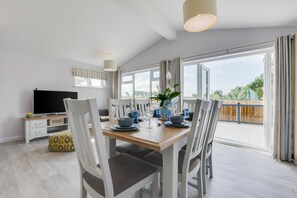 Dining - 3 Bed in St. Merryn (oc-p00701) (Saint Merryn)