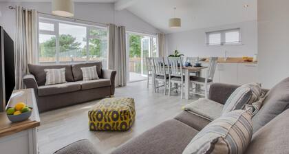 3 Bed in St. Merryn (oc-p00701)