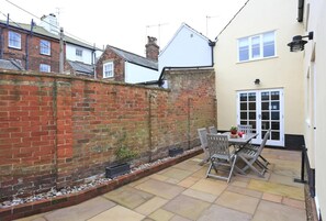 Outdoor dining - 3 Bed in Southwold (oc-sdco) (Southwold)