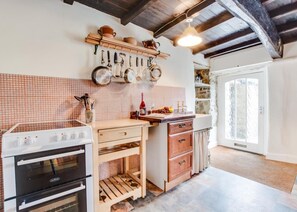 ميكروويف، فرن، مستلزمات طهي/أطباق/أوعية