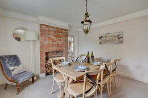 Dining - 4 Bed in Wells-next-the-Sea (oc-1912) (Wells-next-the-Sea)